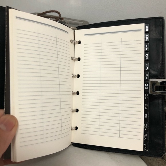 Gucci address book - Picture 9 of 13